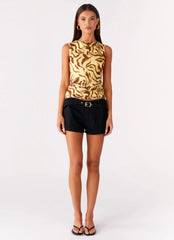 On read Tank Top - Yellow Zebra