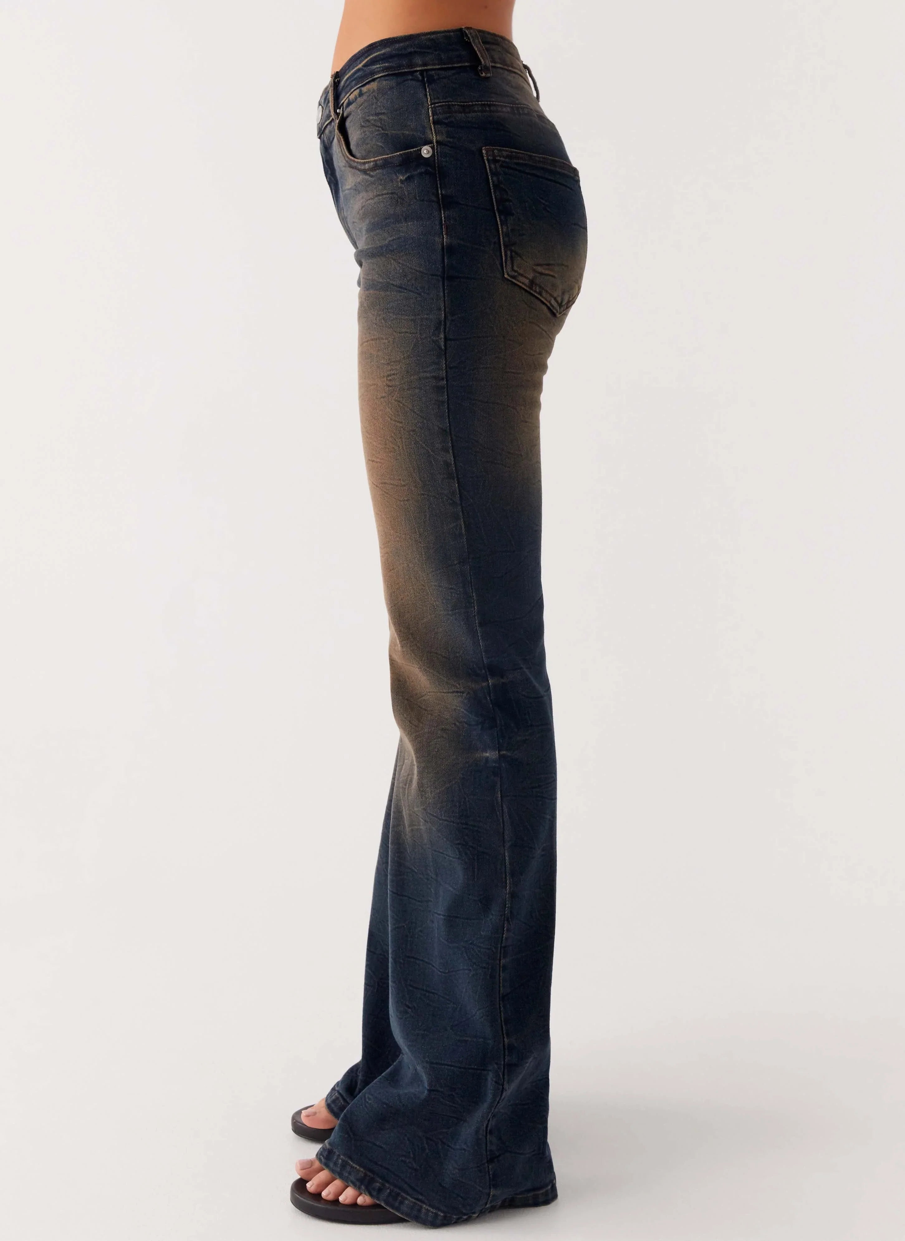 Oregon Flared Denim Jeans - Dirty Black Wash